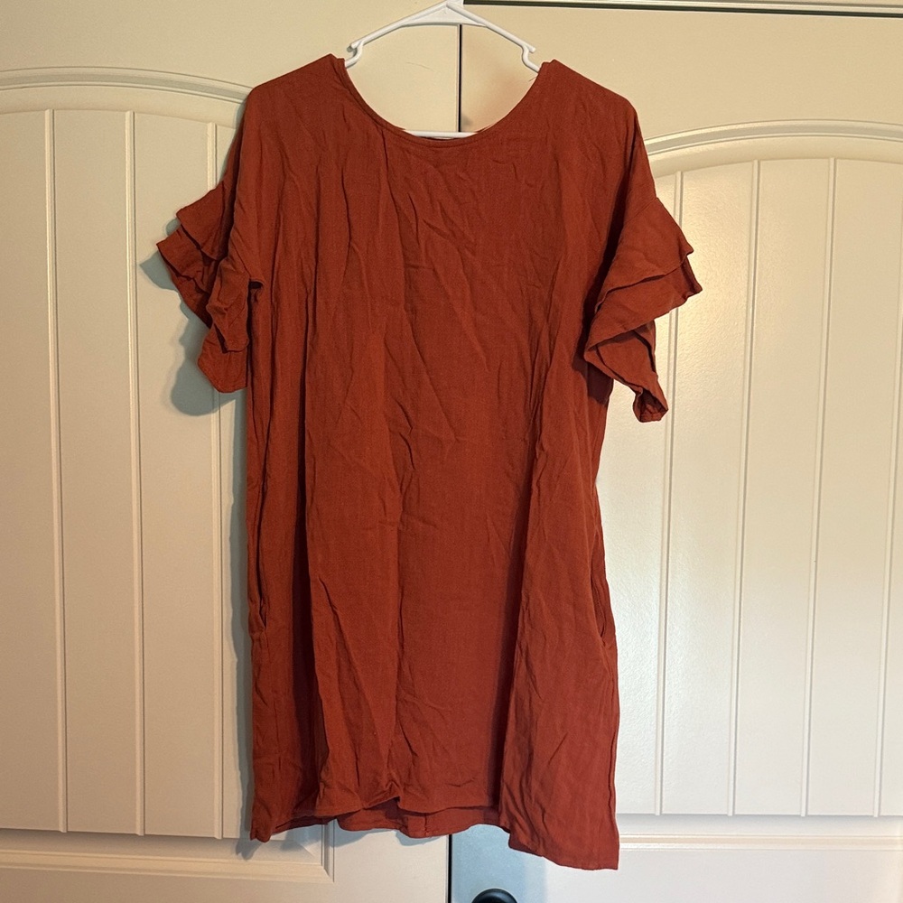 Elegant Rust Tunic with Ruffled Sleeves